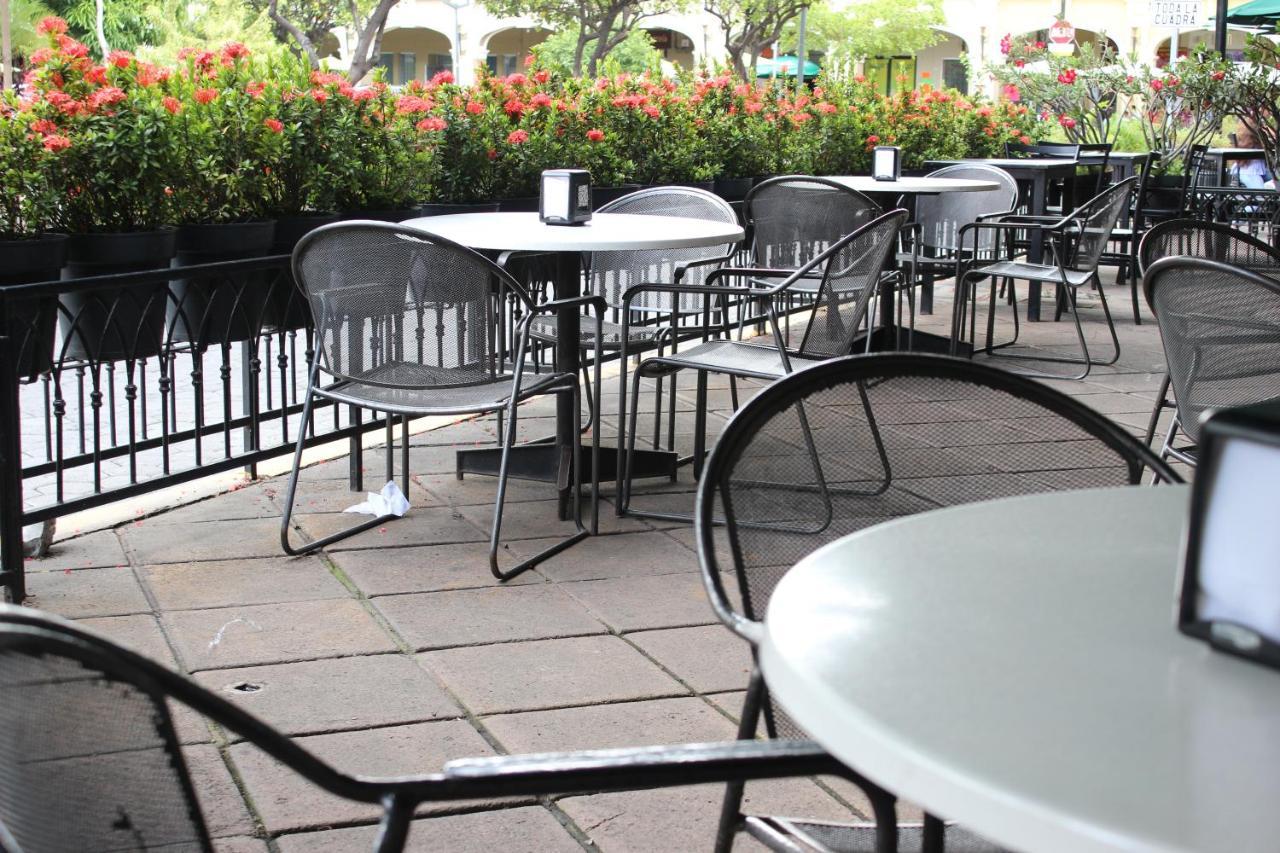 Hotel Concierge Plaza Colima Dış mekan fotoğraf