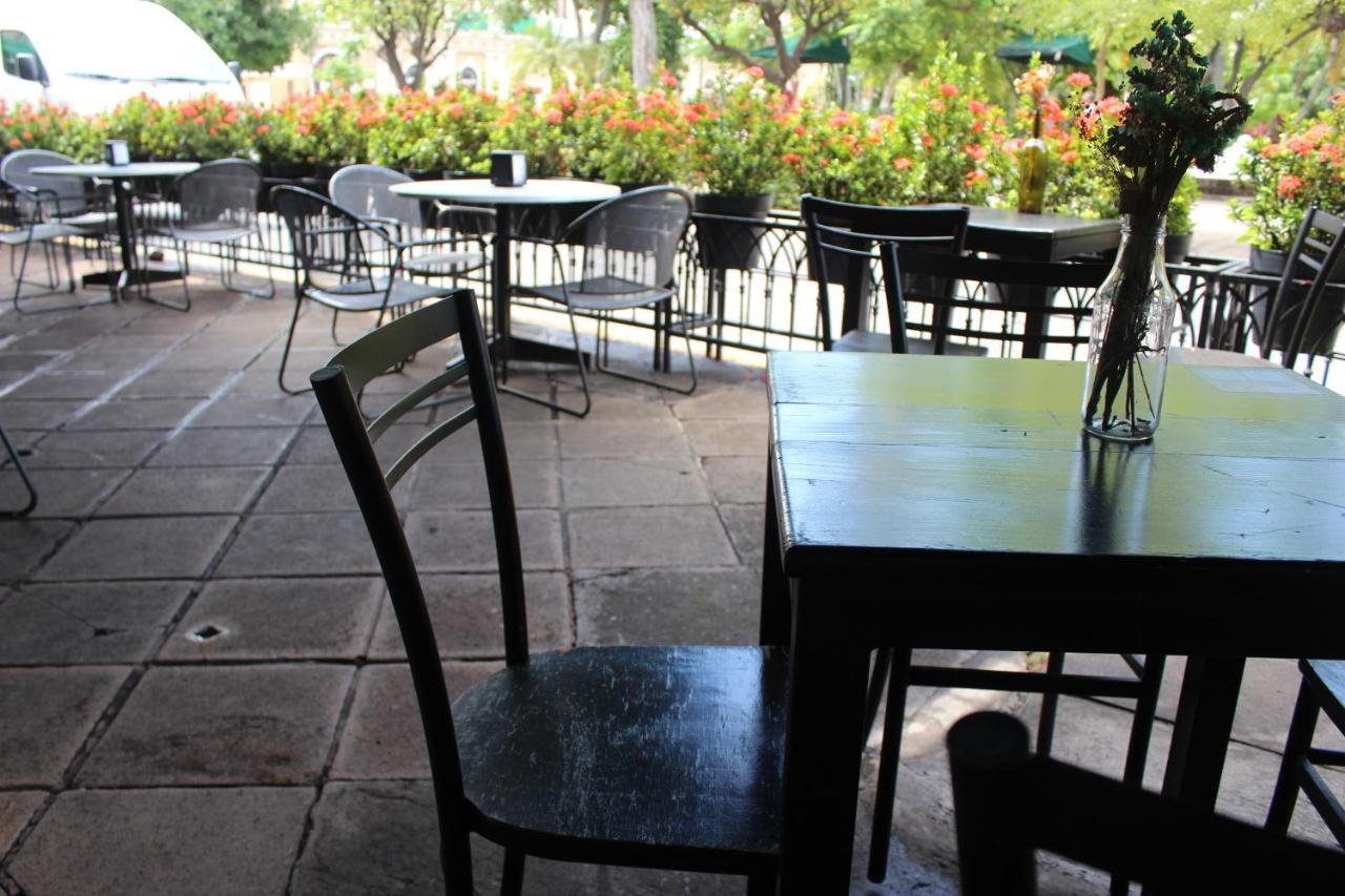 Hotel Concierge Plaza Colima Dış mekan fotoğraf