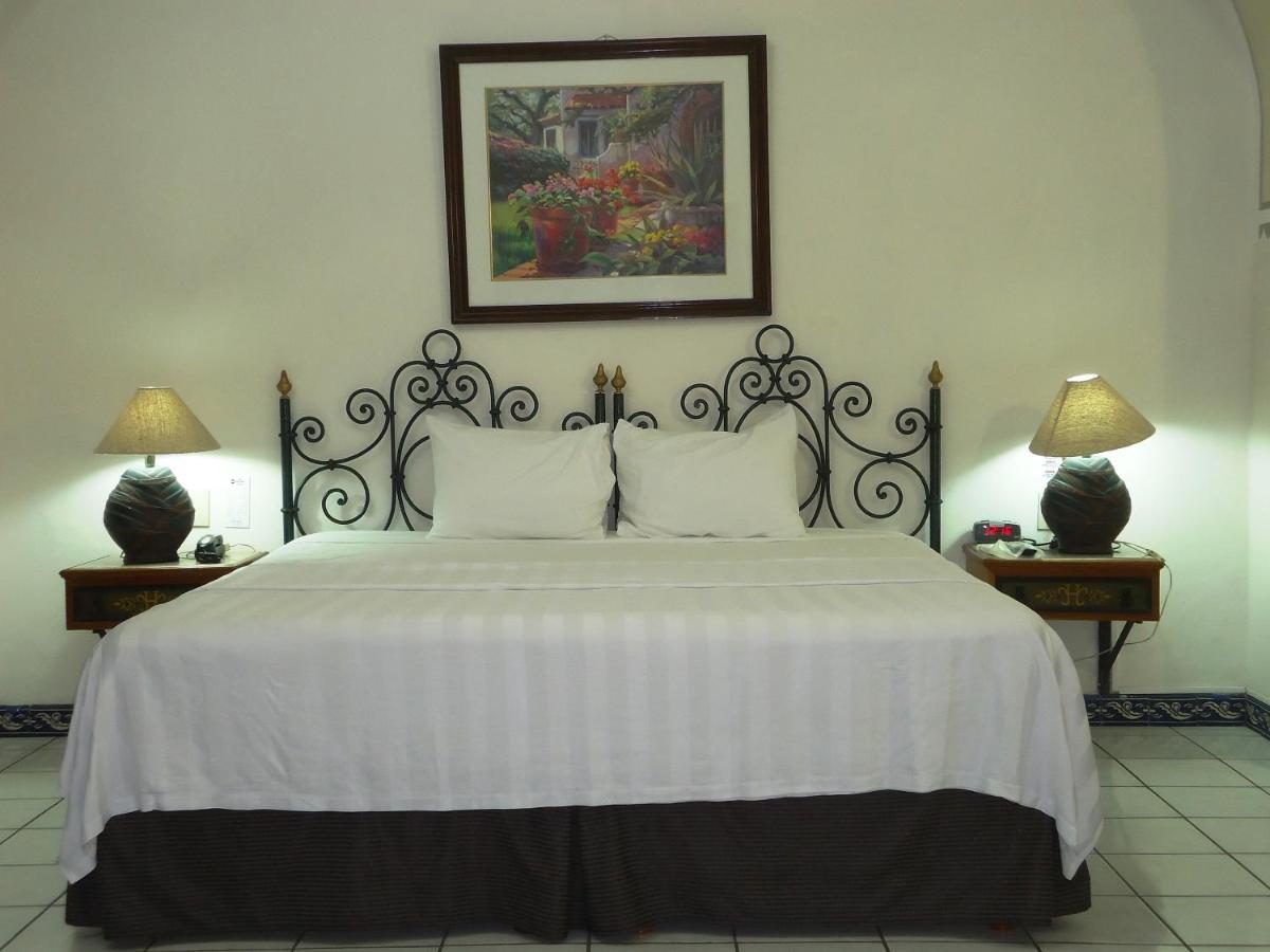 Hotel Concierge Plaza Colima Dış mekan fotoğraf