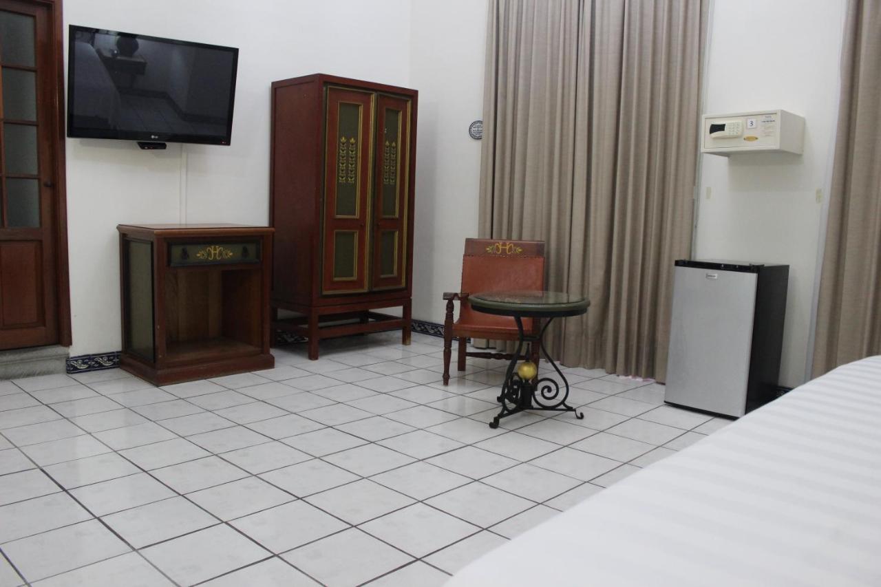 Hotel Concierge Plaza Colima Dış mekan fotoğraf